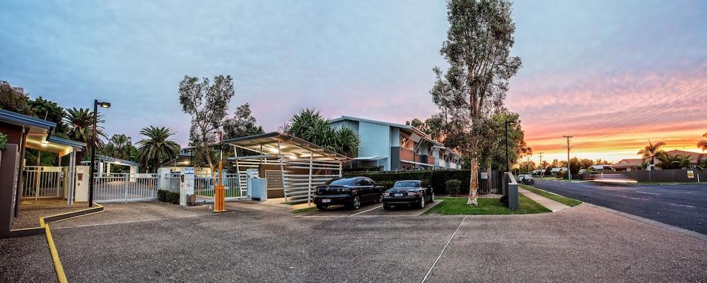 Ramada Encore By Wyndham Whale Cove Hervey Bay Exterior photo
